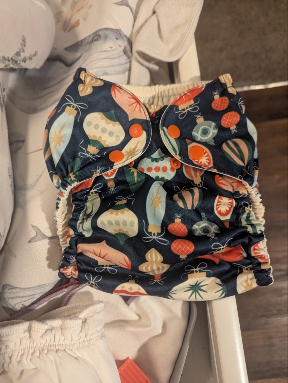 Esembly Holiday Ornament Print Snap Cover